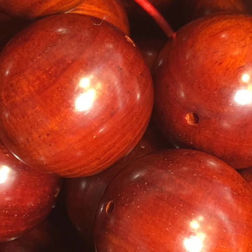 黑檀与紫檀，谁梗胜一筹？