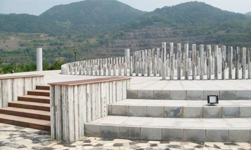 卵石排水沟：自然与实用的完美结合