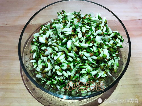 槐花煎蛋：简单快手， 美味可口