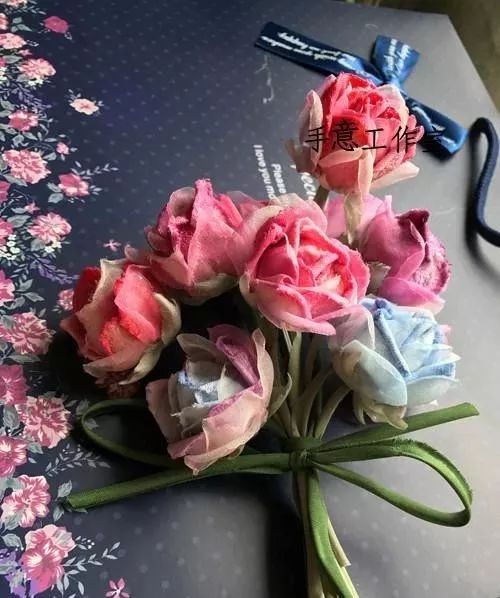 手工玫瑰制作教程：掌握这3招