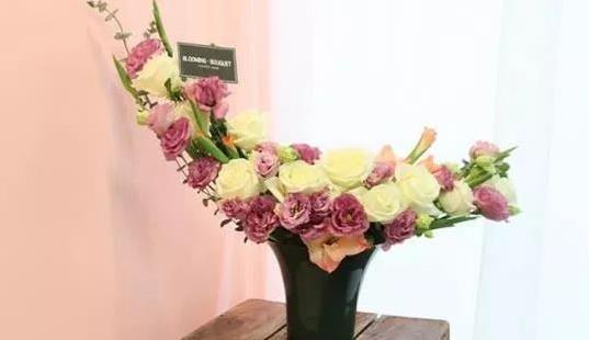 插花艺术的四种插法