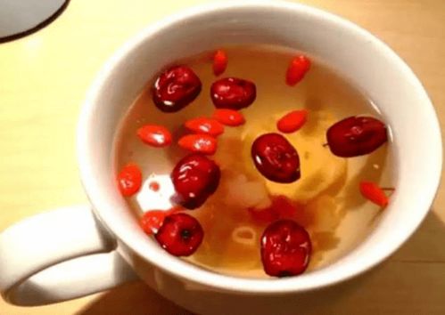 红枣菊花枸杞茶，泡法简单