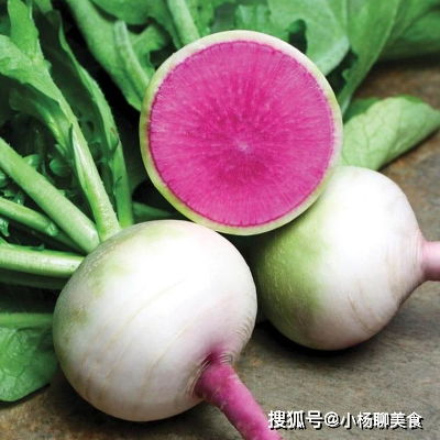 红心萝卜富含营养，可增强免疫力