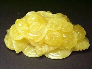 3. 鸡油黄，高贵典雅