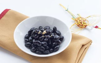 黑豆泡醋需浸泡多久才能食用？哪种醋最适合泡黑豆