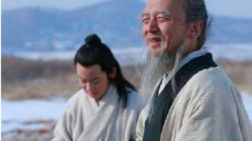 清香木黄叶之谜，为何会突然变黄