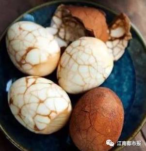 韭菜根煮鸡蛋能治啥？这些功效与作用要知道