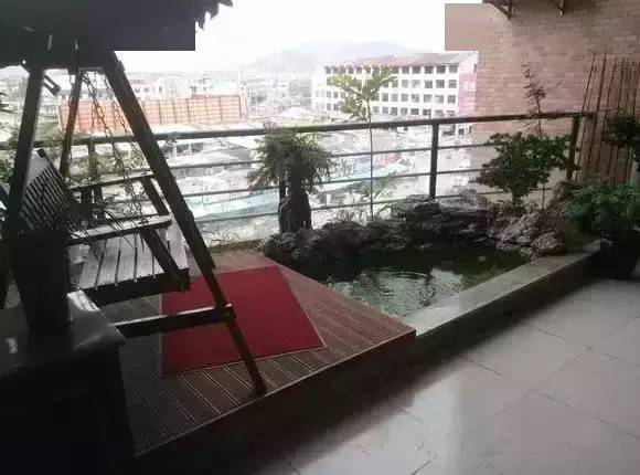 养鱼疑问：鱼池除草用什么除草剂？