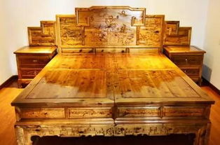 金丝楠木，金光闪闪的雅士