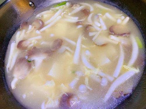 肉鸡清炖，简单易做
