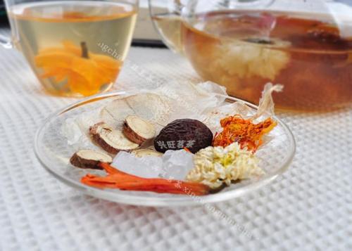 金银花菊花胖大海，这样搭配泡水喝可行吗