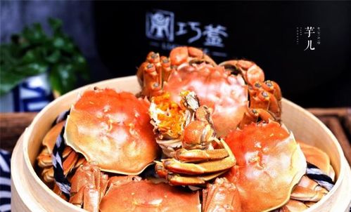 肉蟹肉质细腻，大闸蟹蟹黄丰富