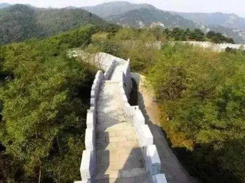 山体景观的多彩风格特点