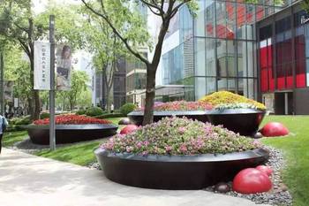 因地制宜， 选择合适的花木