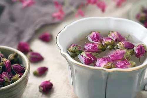 玫瑰花泡茶，加什么食材更香