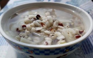 “芡实花卉：养生佳品，禁忌详述，食用指南一网打尽”