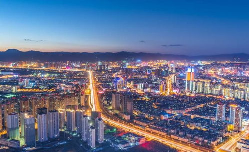 三、询问身边的人