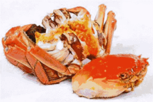 上海年消费10万吨大闸蟹，揭示城市美食消费现象