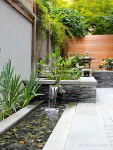 家庭假山鱼池设计效果图与实景图的魅力差异