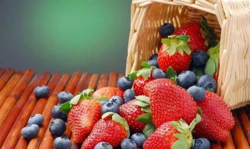 哇塞，种菜种果要农药啊？