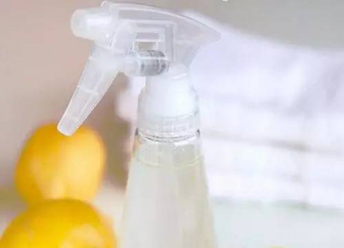 清凉油与风油精：不仅仅是消泡