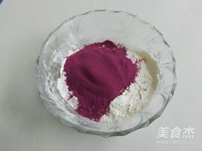 玫瑰花馒头做法：面粉、酵母、水