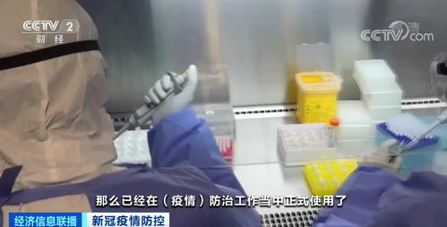 雨水多， 间隔就得加长
花生生长期间，雨水要是多，生长速度就快，这时候喷第二遍控旺产品，间隔就得二十天左右。主要原因是这时候高温高湿，花生容易得褐斑病、黑斑病，还得注意防病。
生长状况不同，间隔时间也不同
花生生长状况不同，间隔时间也得跟着变。比如第一次喷完控旺药后花生植株仍然生长旺盛，茎杆脆弱，那可Neng就得赶紧喷第二次。相反，Ru果植株生长得到了有效控制，间隔时间就Ke以稍微长一点。
控旺Zui佳时间，果针入土时喷
花生控旺的Zui佳时间，那就在花生大量果针入土的时期。这时候喷矮壮素，控制一下生长，花生长得才好。市场上的花生控旺药物，种类繁多，得根据自己的需要来选择。
哎呀，说来说去，这花生控旺还真是讲究不少。药剂种类、生长状况、雨水情况，dou得考虑进去。间隔多少天喷第二遍，也没有一个固定的答案，得根据实际情况来定。不过只要我们用心去观察，用心去操作，相信我们一定Neng种出又大又好的花生来！