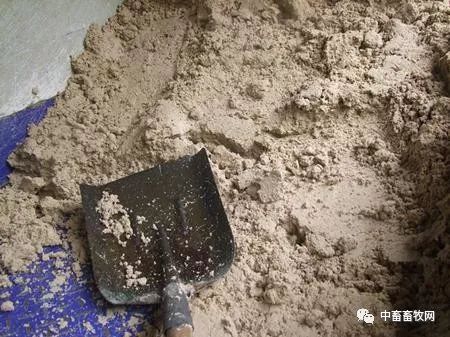 猪饲料成分比例如何搭配，不同生长阶段猪的营养需求有何差异，营养师不透露的配比是什么？