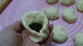 玫瑰花酱， 面包伴侣