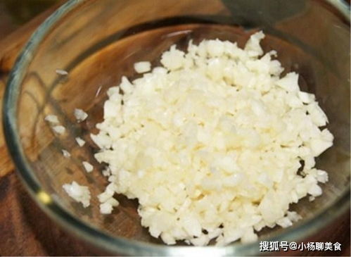 方法二：辣椒大蒜水