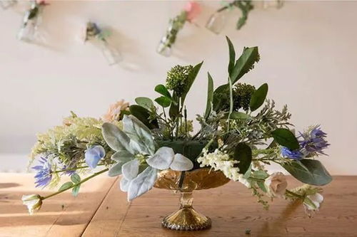 将插花固定花的位置，如何巧妙嵌入花泥