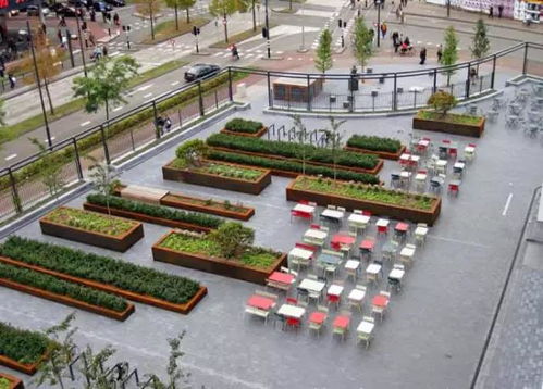 一、 波士顿邮政广场：历史的传承与创新