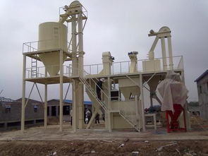 饲料加工工艺流程中，如何确保粉碎环节的颗粒度均匀一致？