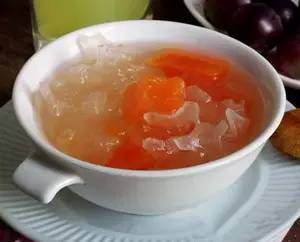 木瓜炖品，如何制作既营养又美味的家常甜品