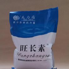 肉牛动物性饲料添加剂中，哪些常见成分对肉牛的生长发育和饲料转化率有显著影响？