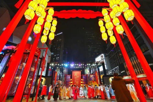 成者阝春熙路， 千年繁华花市