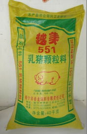 猪浓缩料用错导致料肉比飙升，20年养殖老手实测，40%粗蛋白真的等于高效吸收吗？