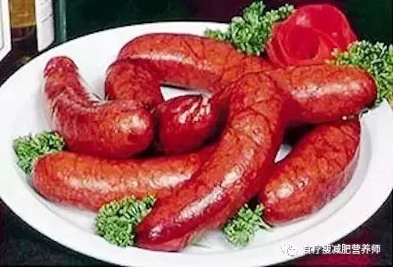 香肠，一种以肉类为主料