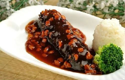 海参炖高汤，虽食材珍贵