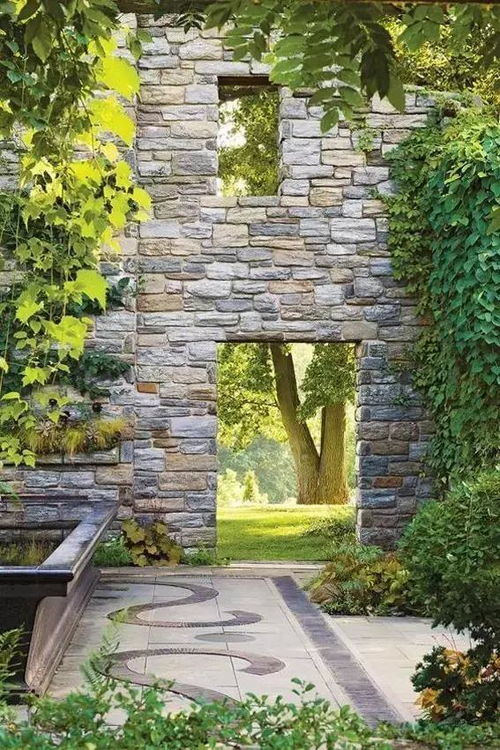 石墙在园林中的自然美展现