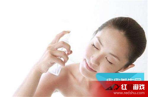 喷脸上平安吗？