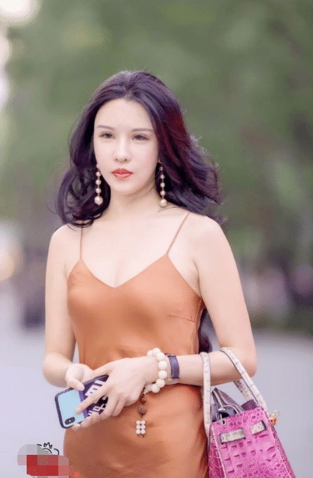 紫珍珠高挑美艳，紫变白？速看养护攻略！