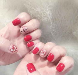 红色美甲的多样性