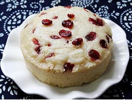 蓝莓蛋糕月季：花中珍宝的优缺点与生长喜好