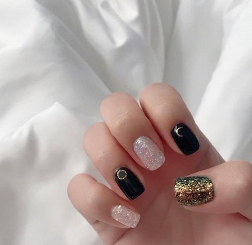 黑白美甲， 个性演绎