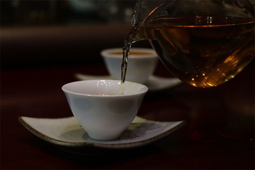 秋季养生，泡什么花茶最适宜