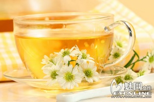 如何用干燥菊花轻松泡制一杯香醇菊花茶