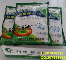 饲料添加剂有哪些具体功能，对动物生长和饲料转化率有何影响？