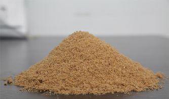 猪发酵饲料配方中，如何科学添加豆粕和玉米粉比例以达到最佳发酵效果？