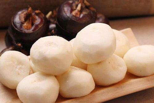 荸荠的蜕变：从泥土到餐桌的温情